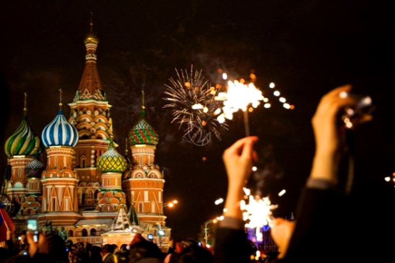 Салют на Новый год 2018 в Москве Салют на Новый год 2018 в Москве